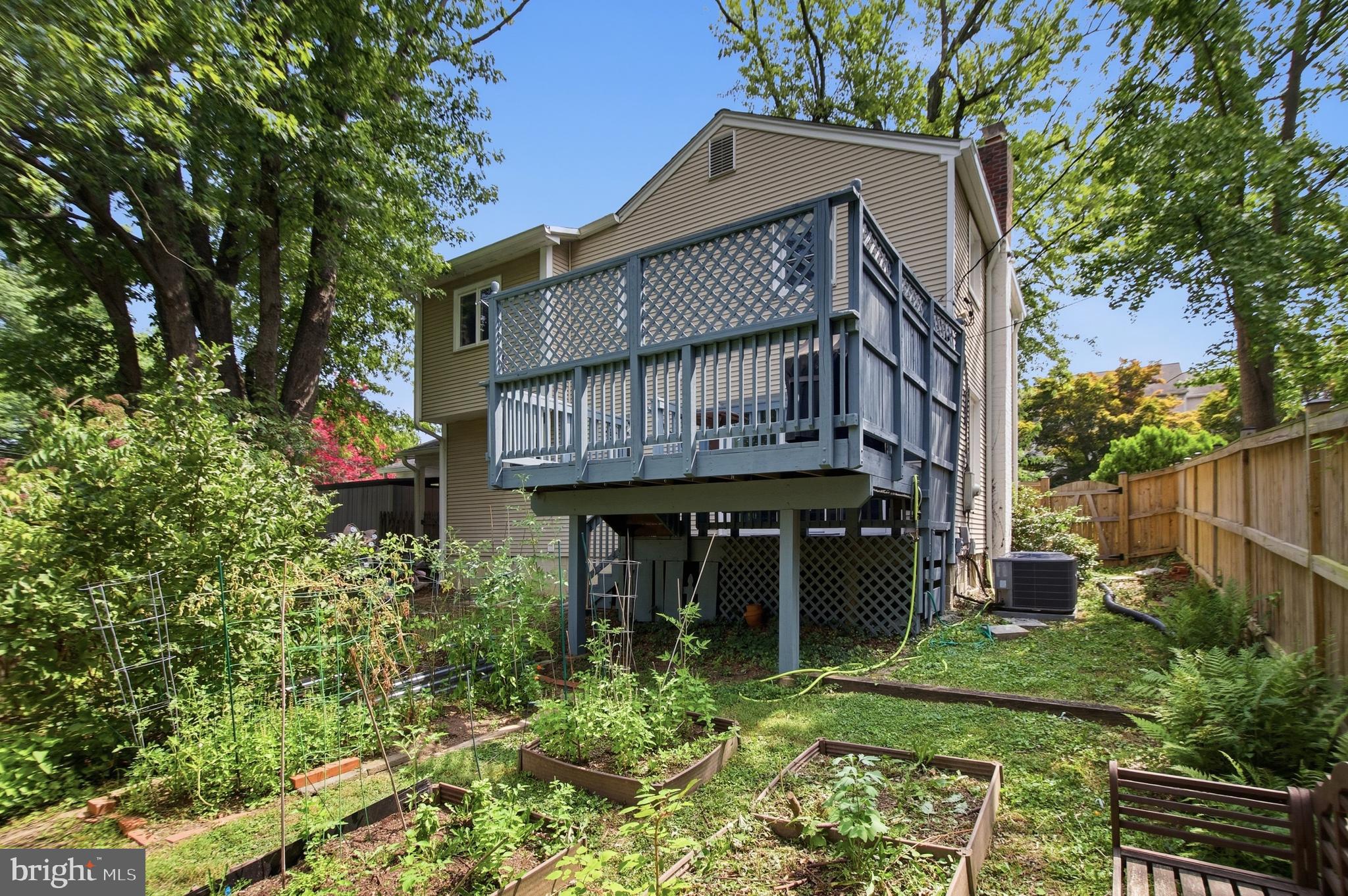 GREENWAY DOWNS - Residential