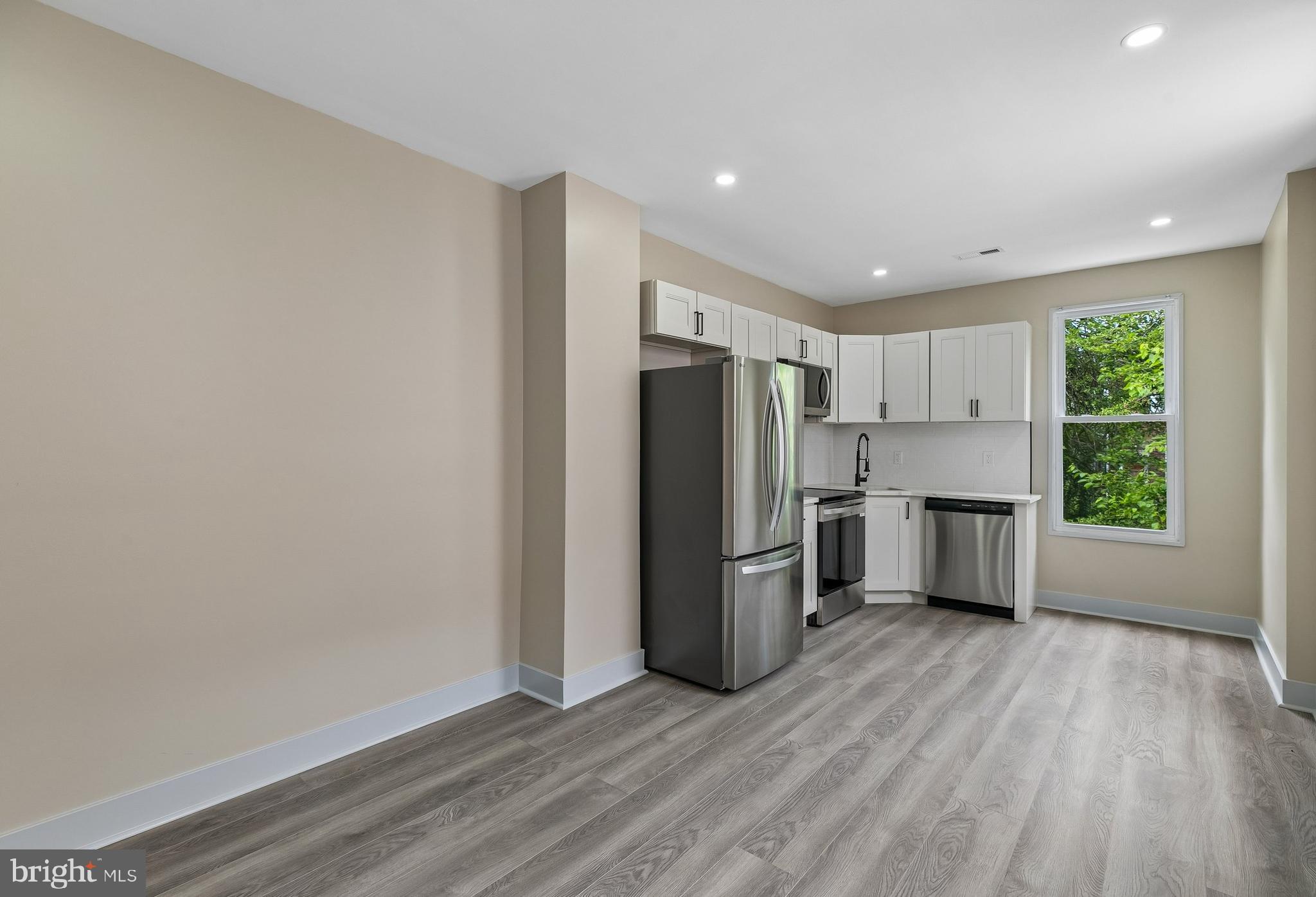 CARROLL PARK - Residential Income
