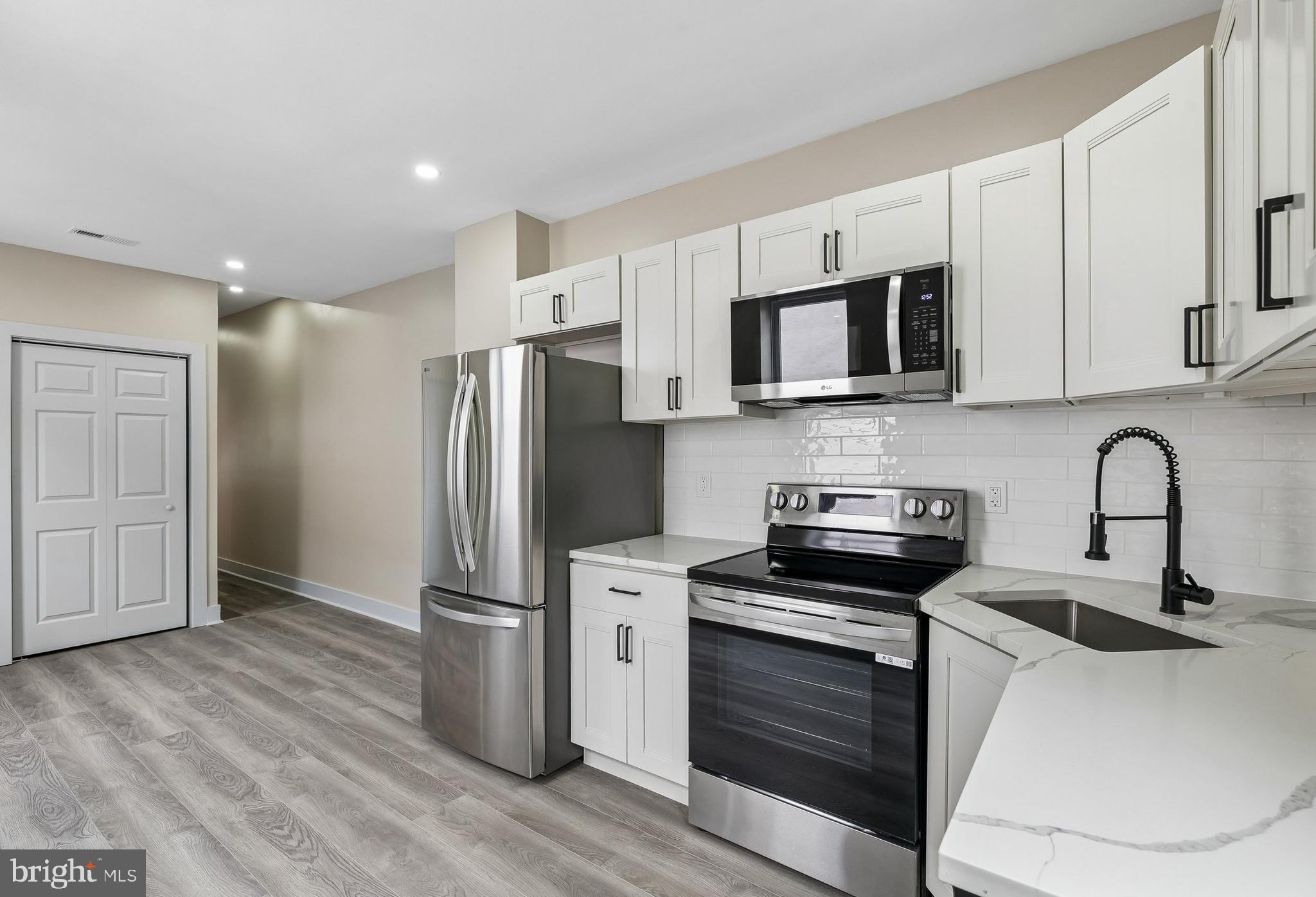CARROLL PARK - Residential Income