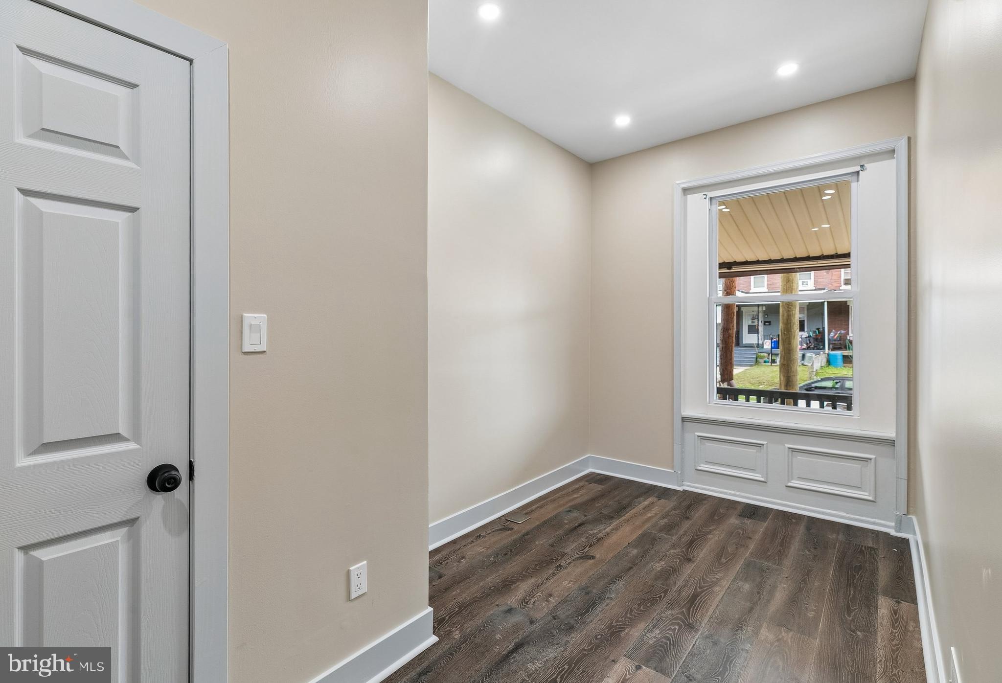 CARROLL PARK - Residential Income