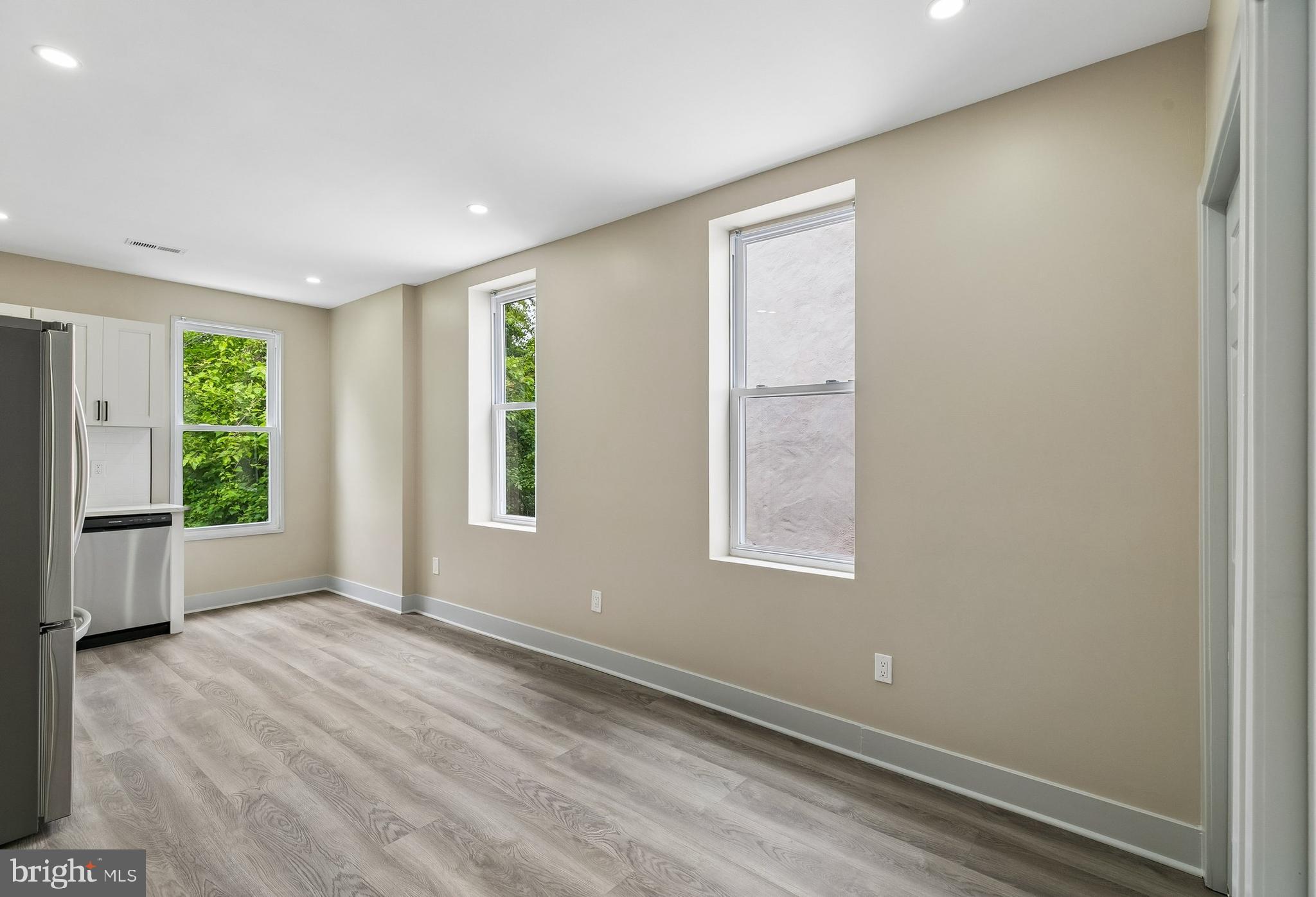 CARROLL PARK - Residential Income