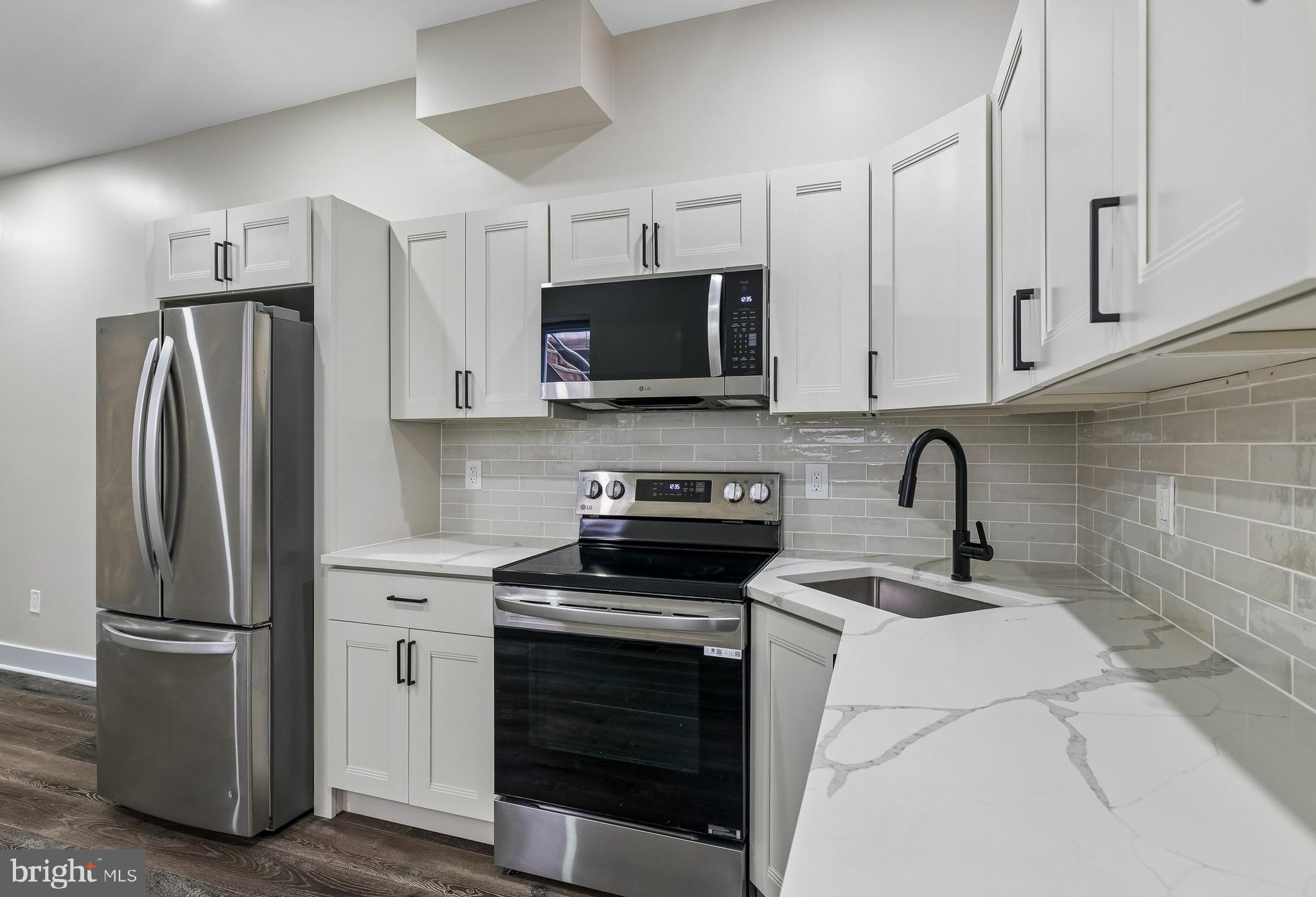 CARROLL PARK - Residential Income