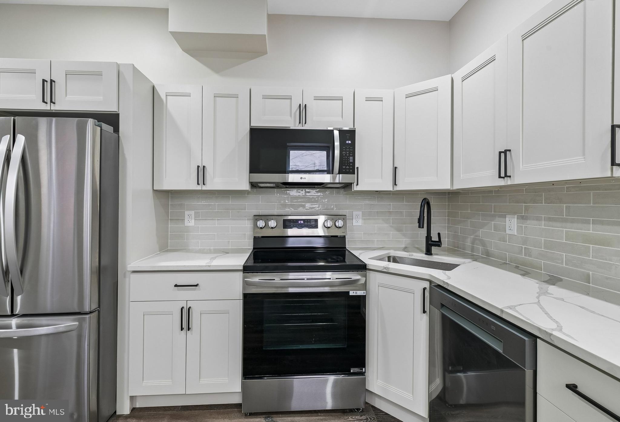 CARROLL PARK - Residential Income
