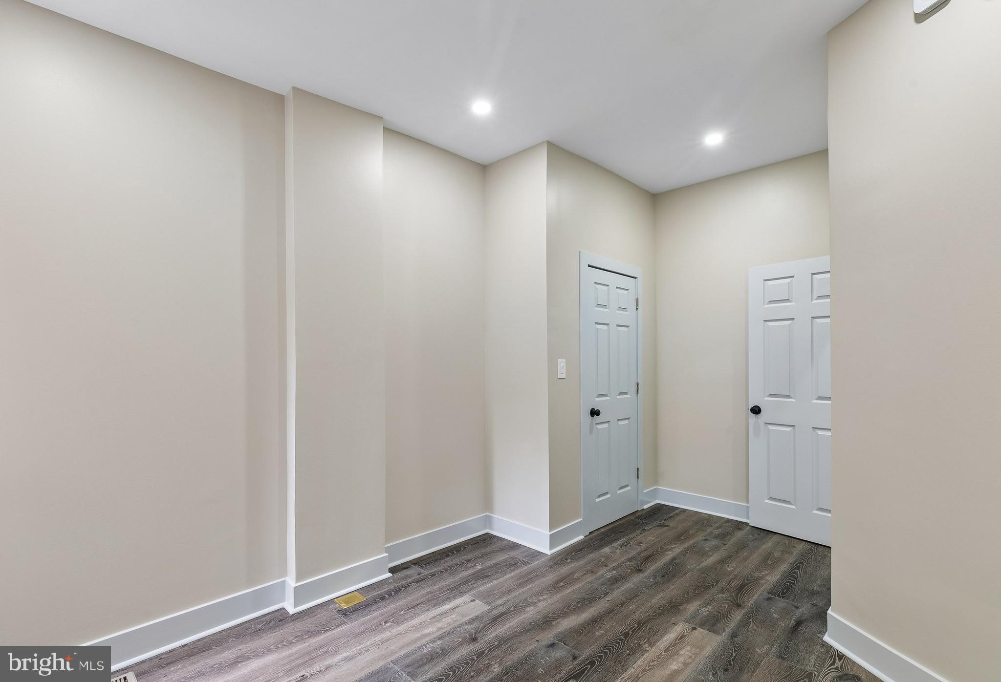 CARROLL PARK - Residential Income