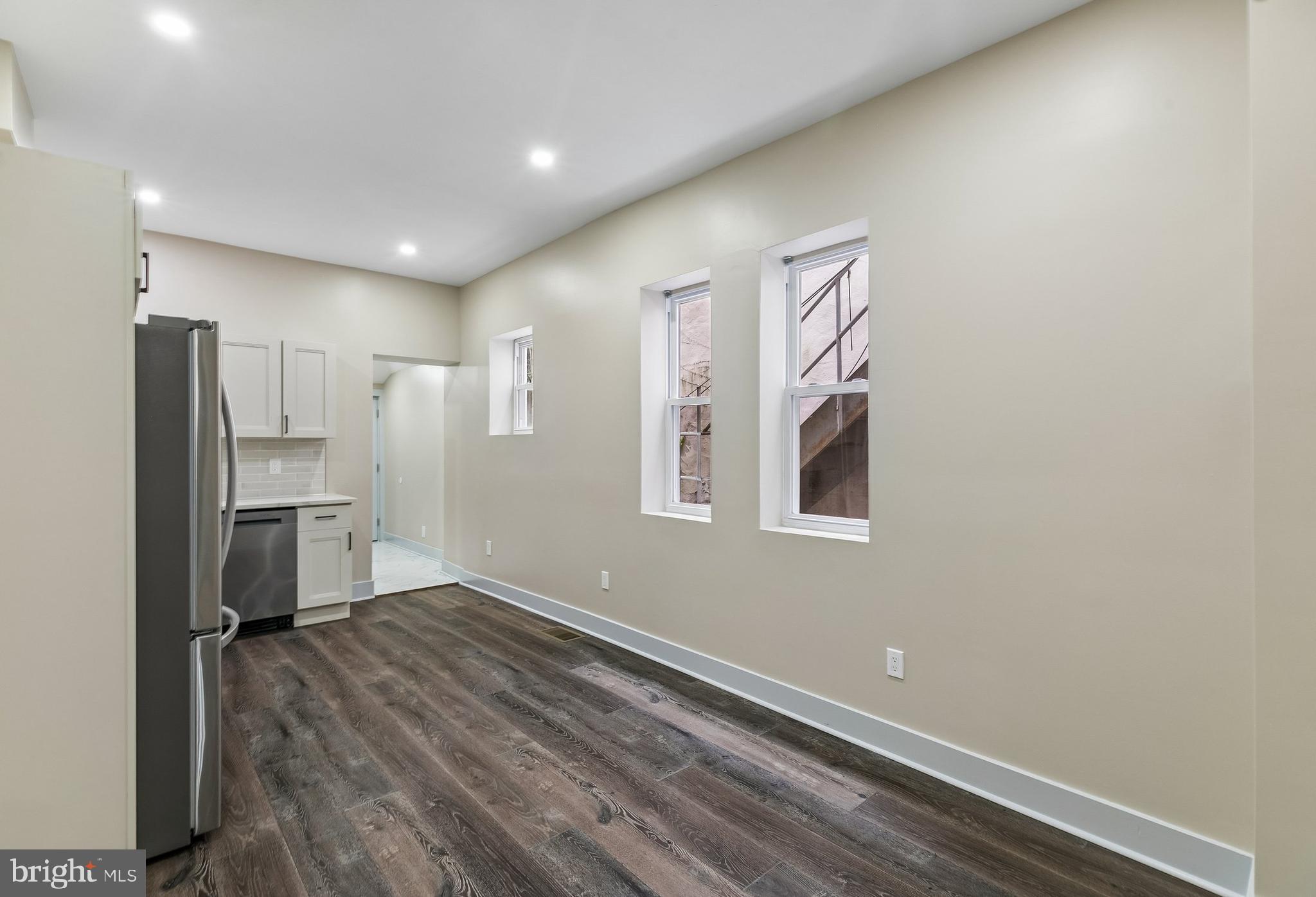CARROLL PARK - Residential Income