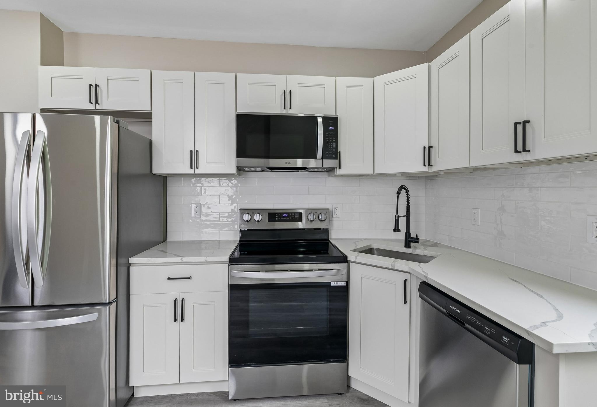 CARROLL PARK - Residential Income