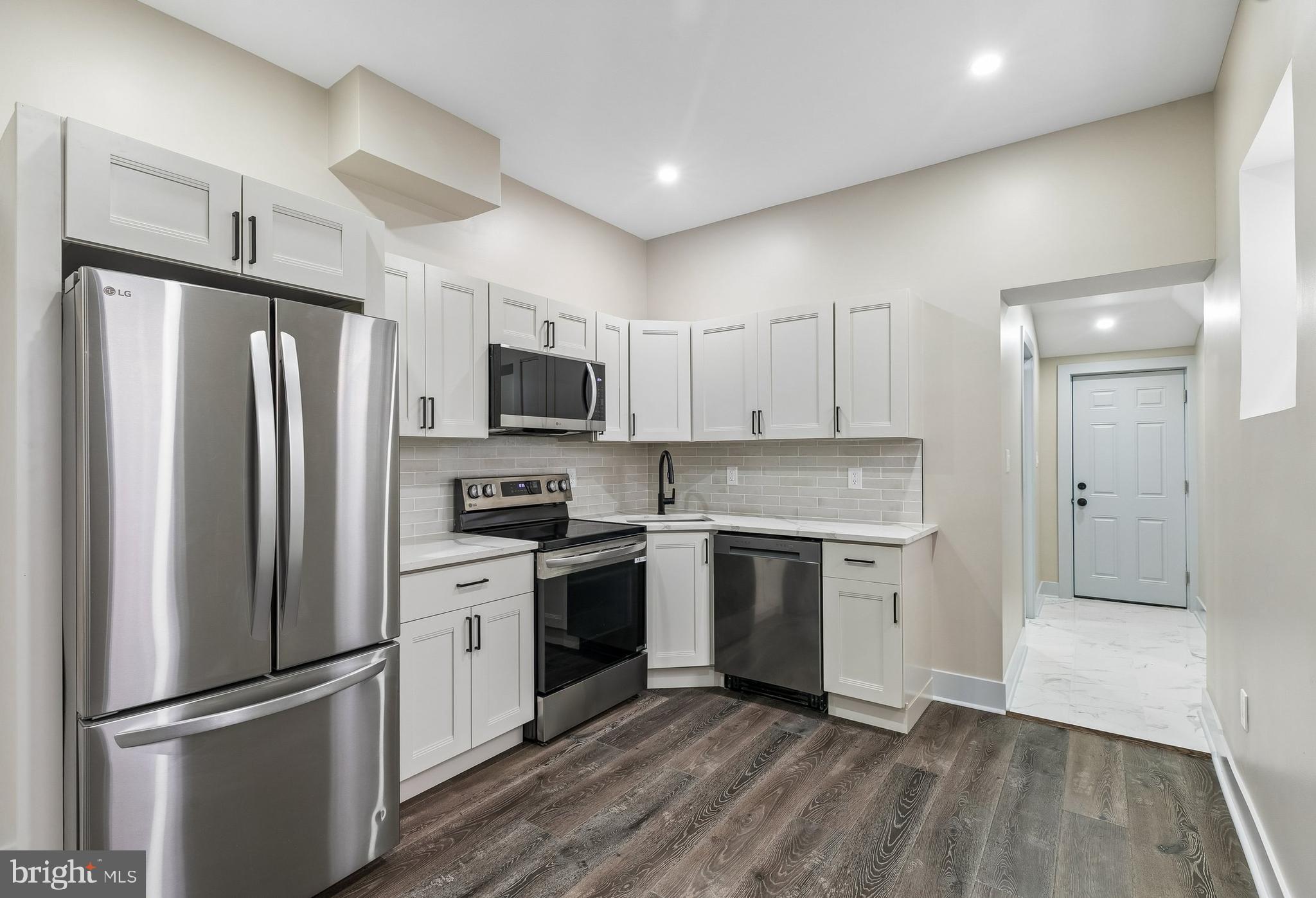 CARROLL PARK - Residential Income