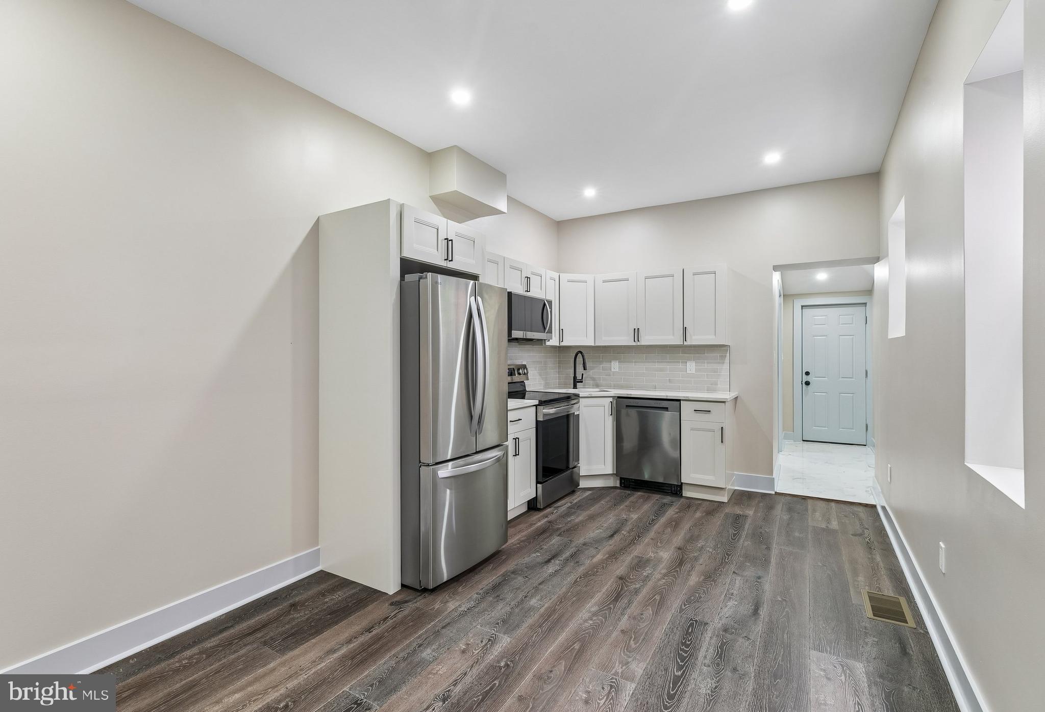CARROLL PARK - Residential Income
