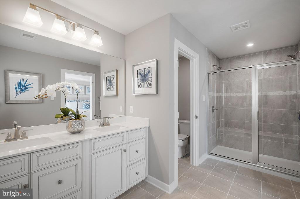 THE LAKES AT MARTINSBURG - Residential
