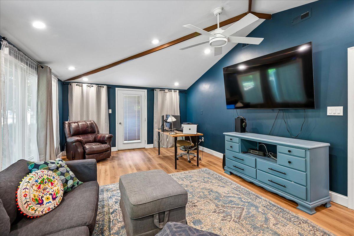 AVALON SHORES - Residential