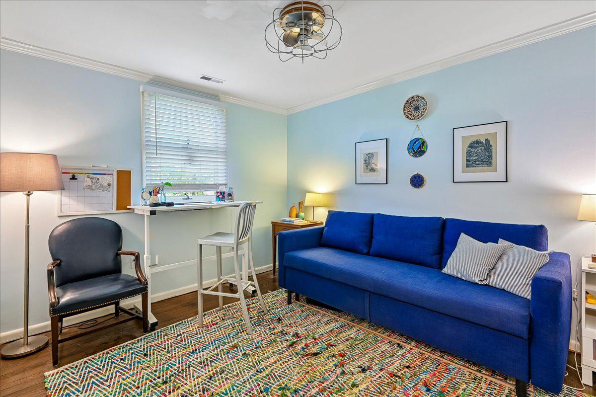 AVALON SHORES - Residential