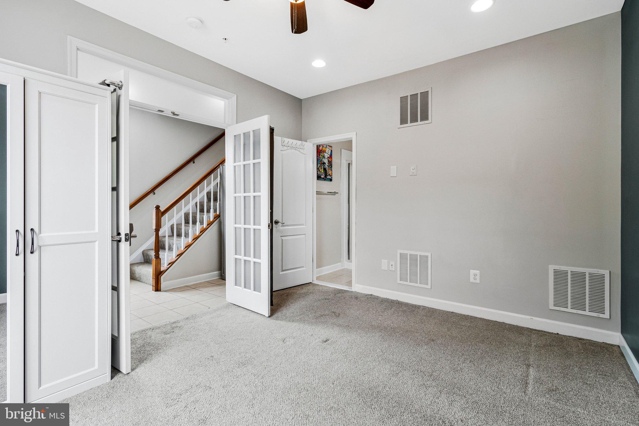 LEESBOROUGH - Residential