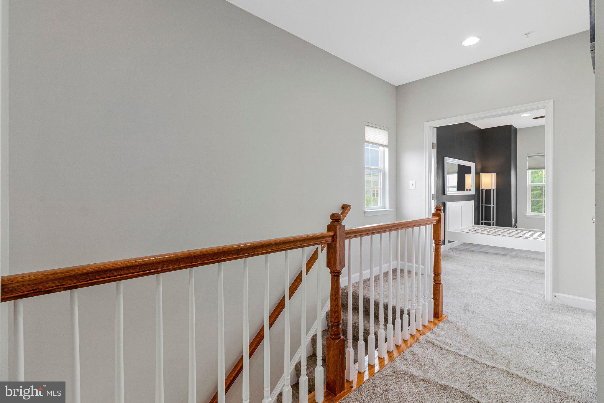LEESBOROUGH - Residential