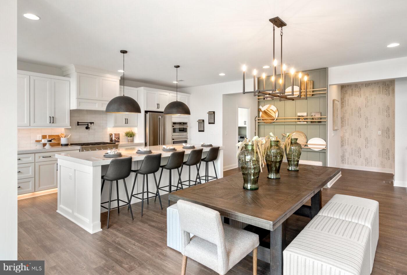 THE MEADOWS AT LONGVIEW - Residential