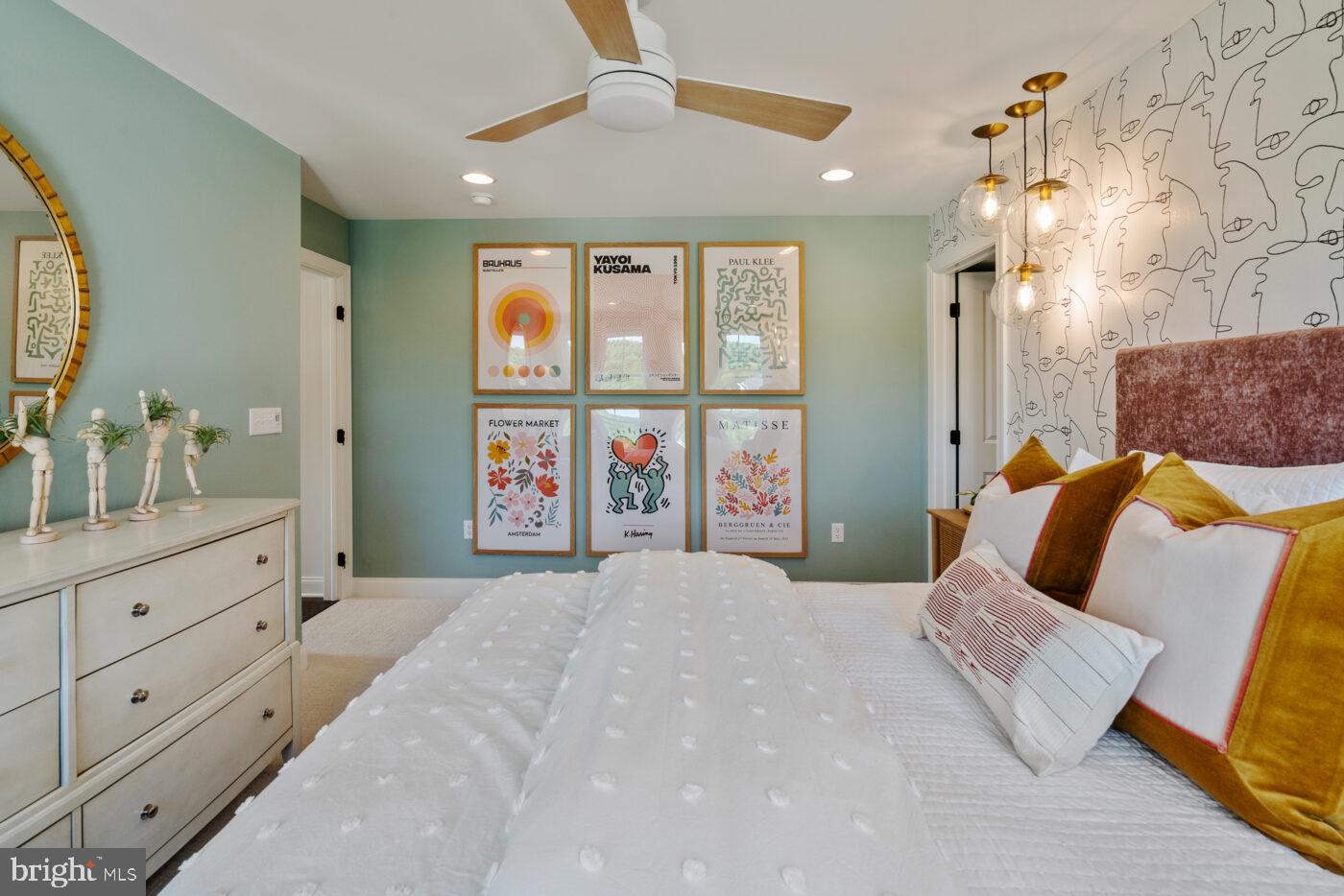 THE MEADOWS AT LONGVIEW - Residential
