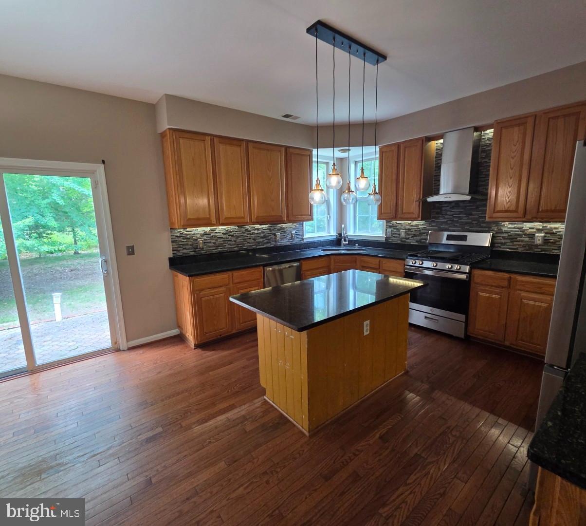 HIGHGROVE SUB - Residential