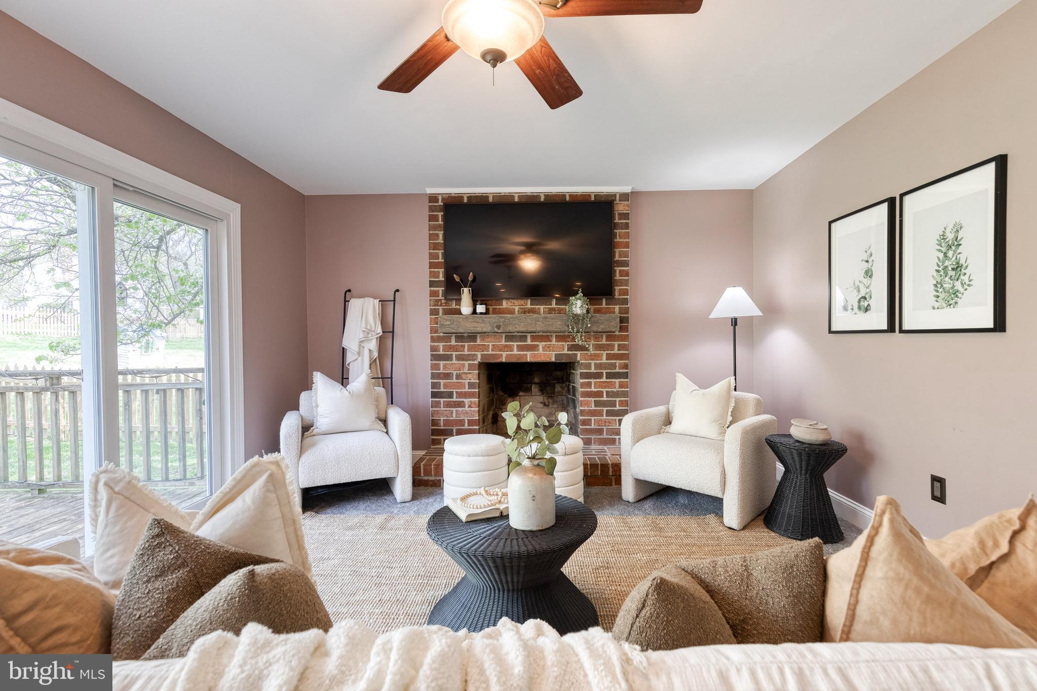 LONG MEADOW - Residential