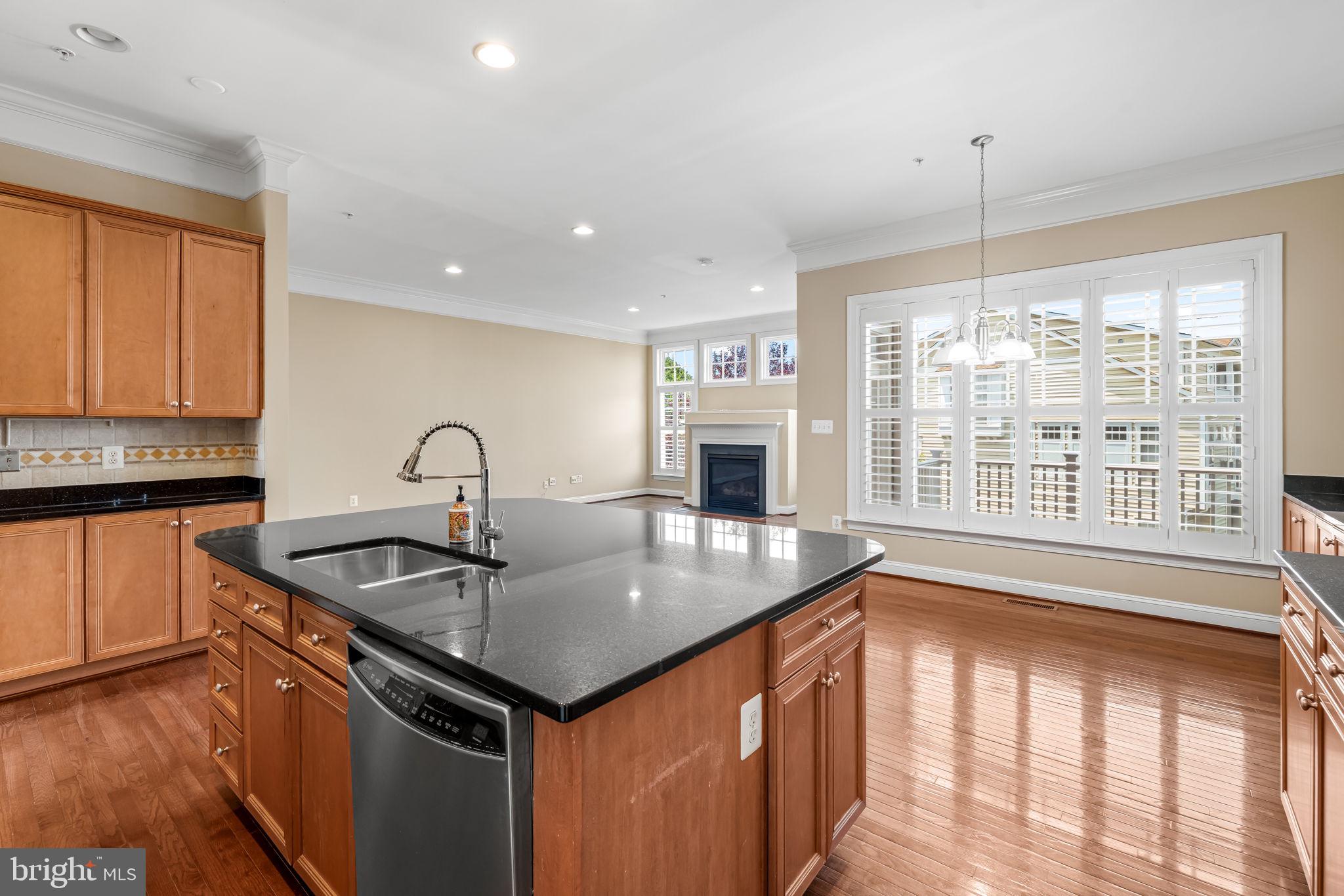STONE LAKE - Residential