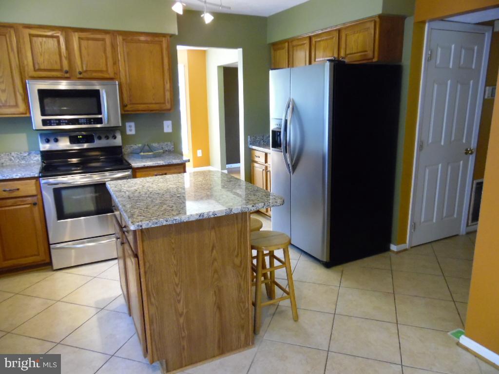 ST CHARLES DORCHESTER - Residential Lease