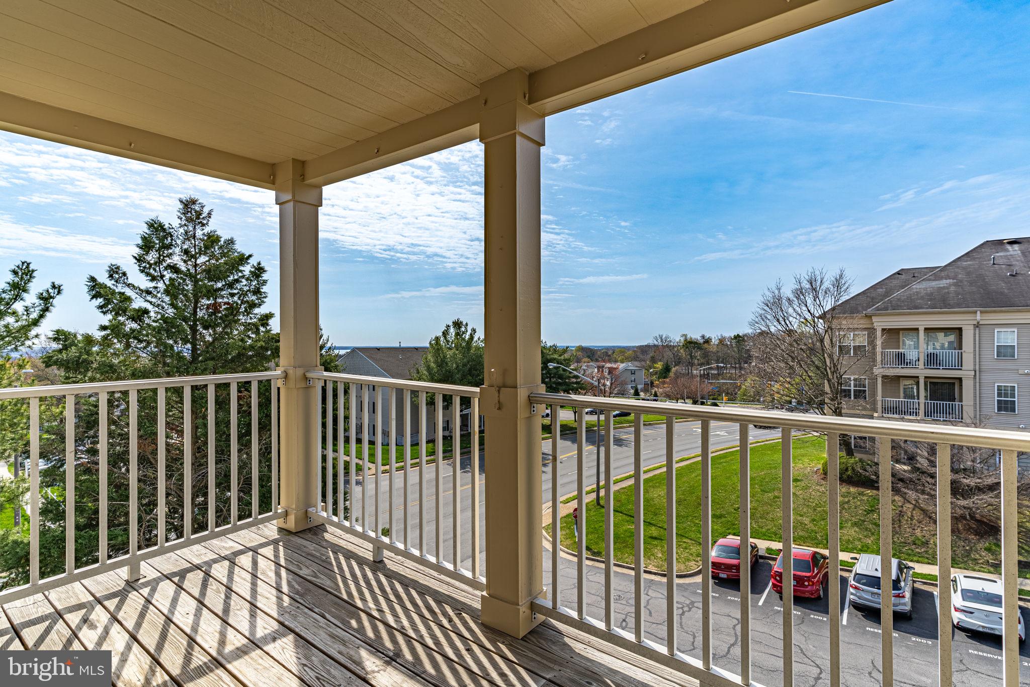 SUMMERHOUSE II CONDO - Residential Lease