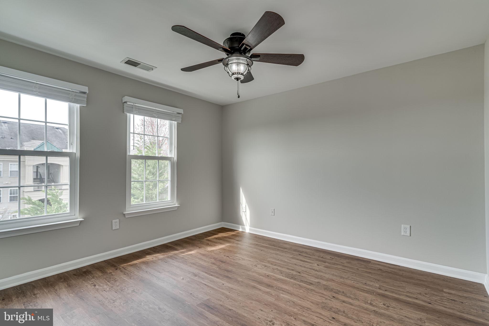 SUMMERHOUSE II CONDO - Residential Lease