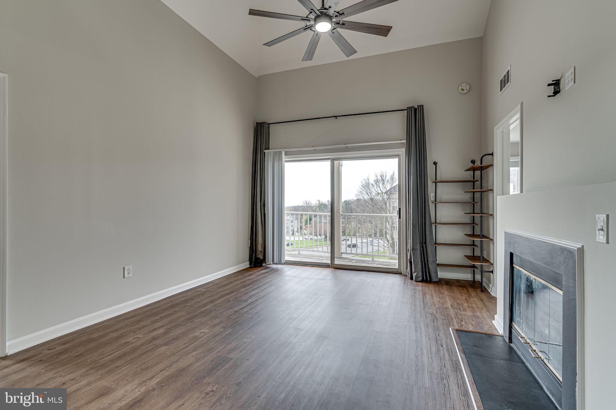 SUMMERHOUSE II CONDO - Residential Lease