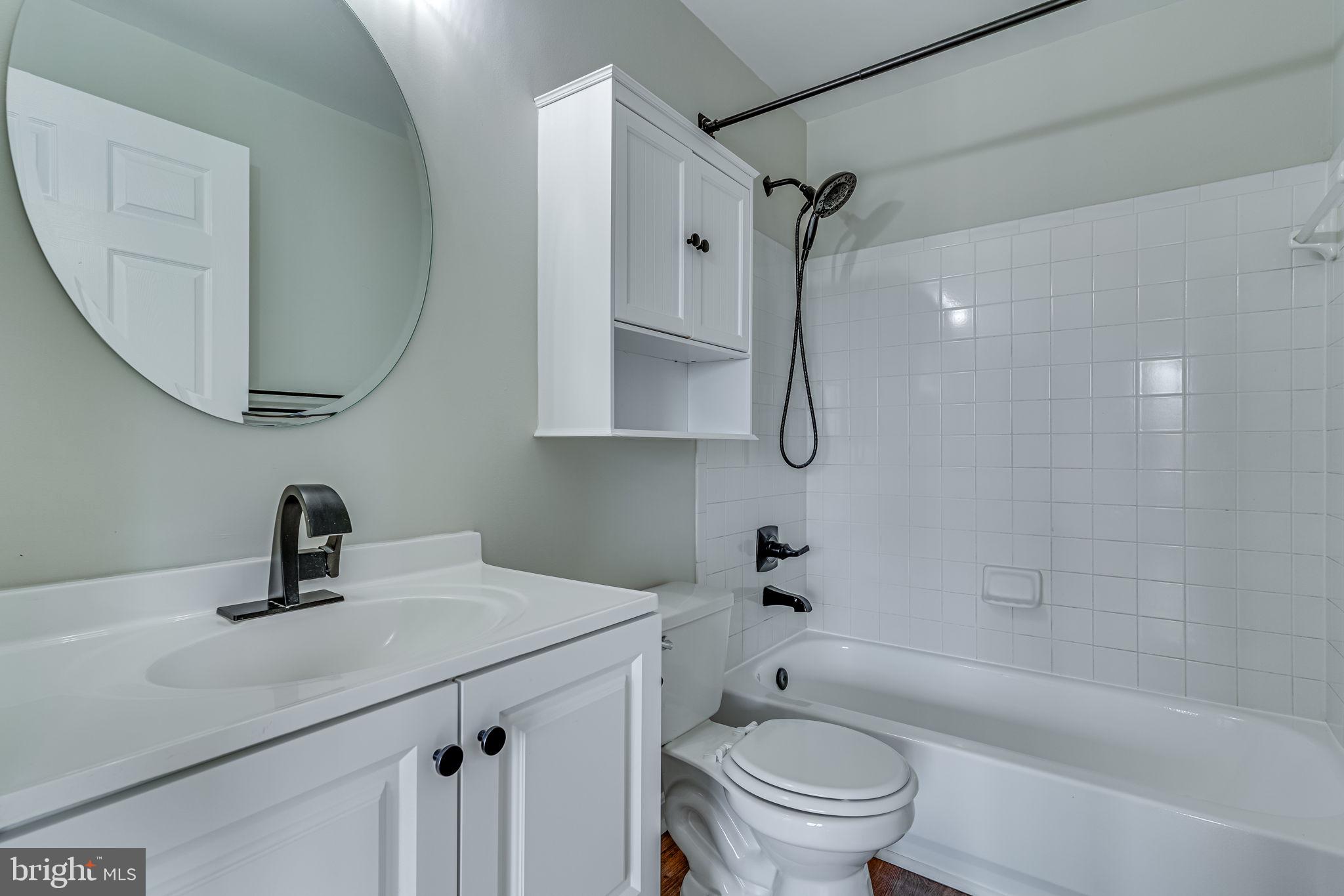 SUMMERHOUSE II CONDO - Residential Lease