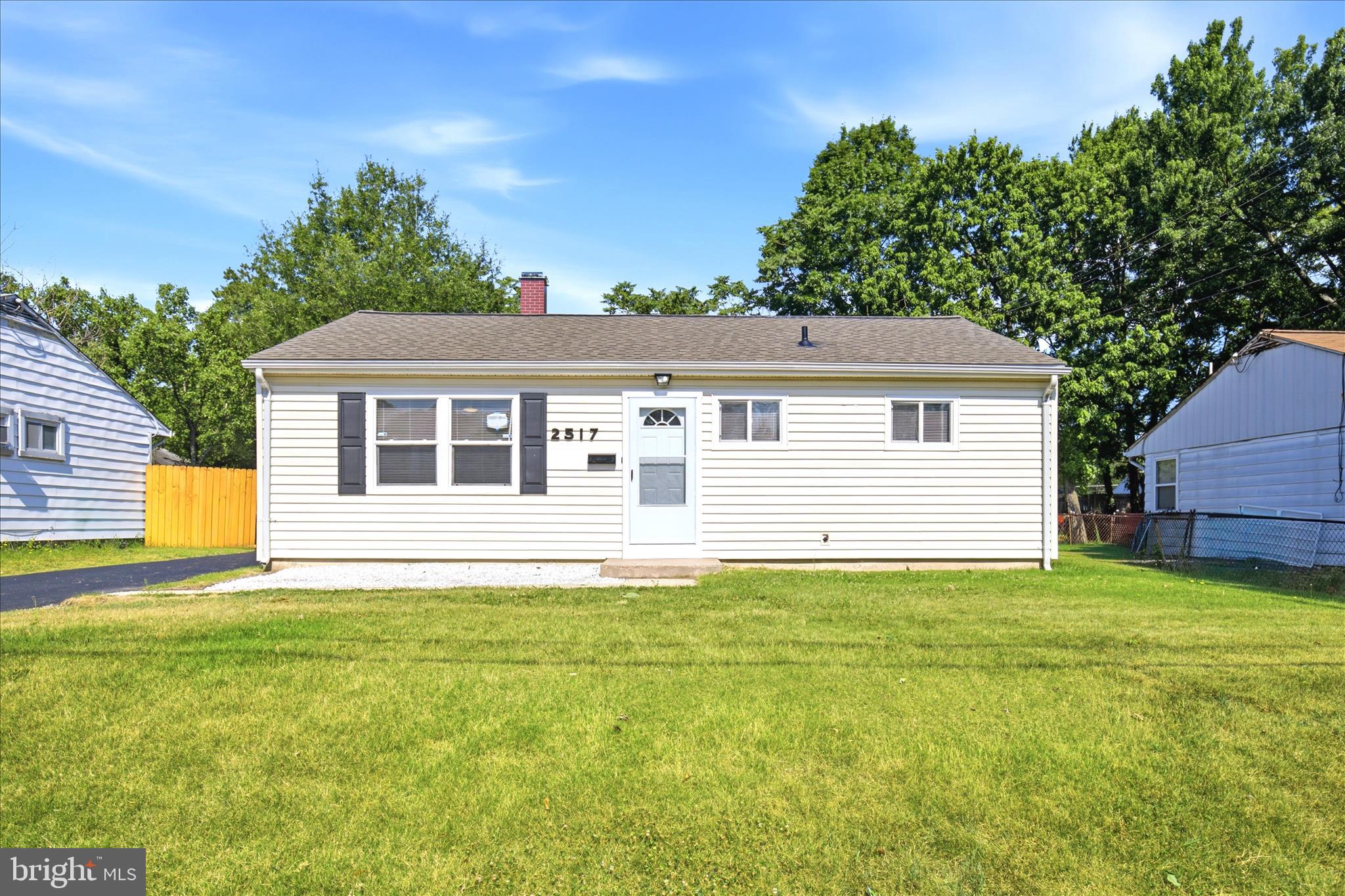 NORTH FORESTVILLE - Residential