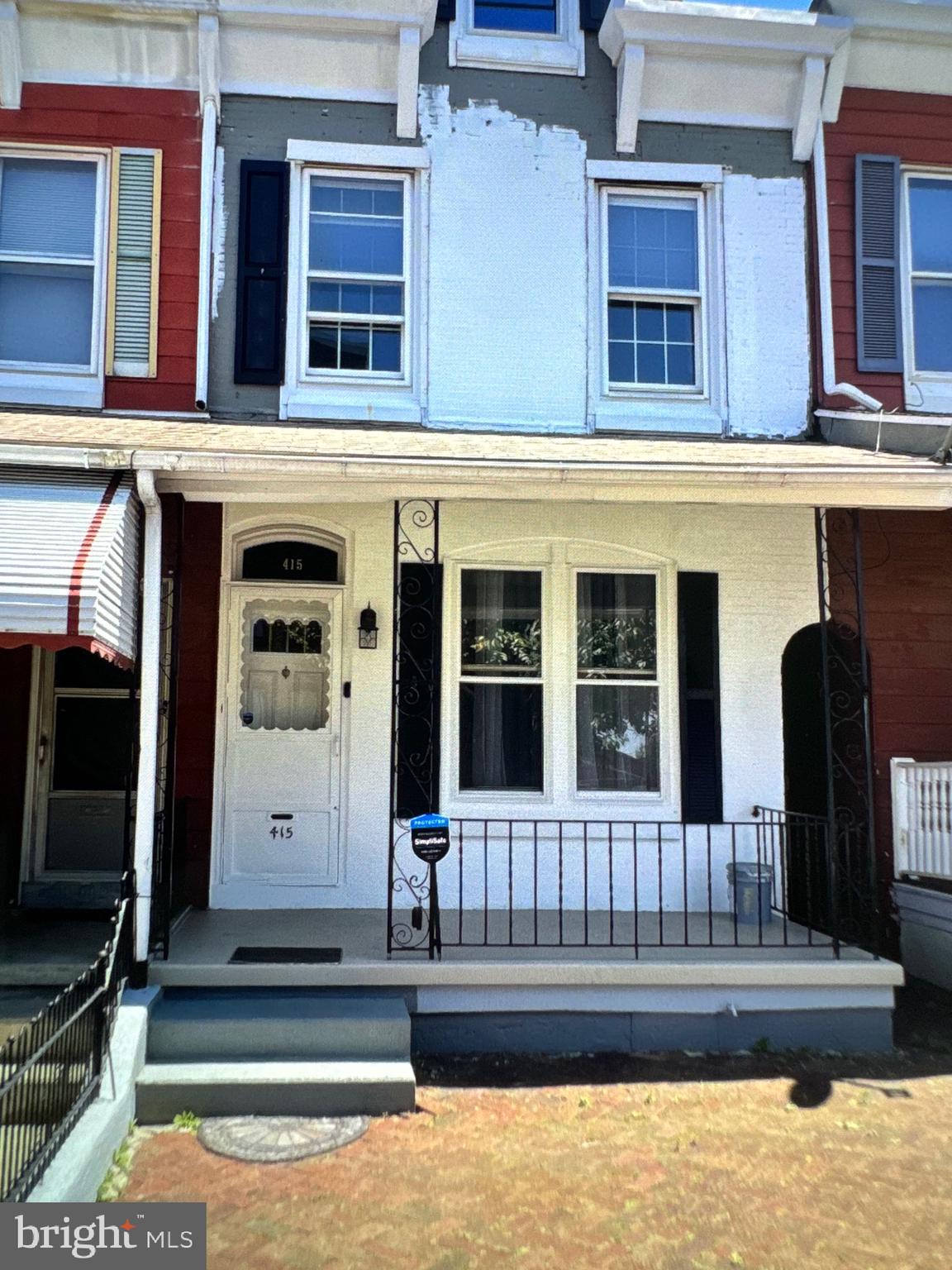 Welcome to 415 S 14th St. This is a great investment opportunity! This 4-bedroom tenant-occupied property is currently rented for $1,600/month, with tenant paying all utilities. Home features all gas utilities and provides immediate rental income for the next owner. Contact us to schedule your private showing.