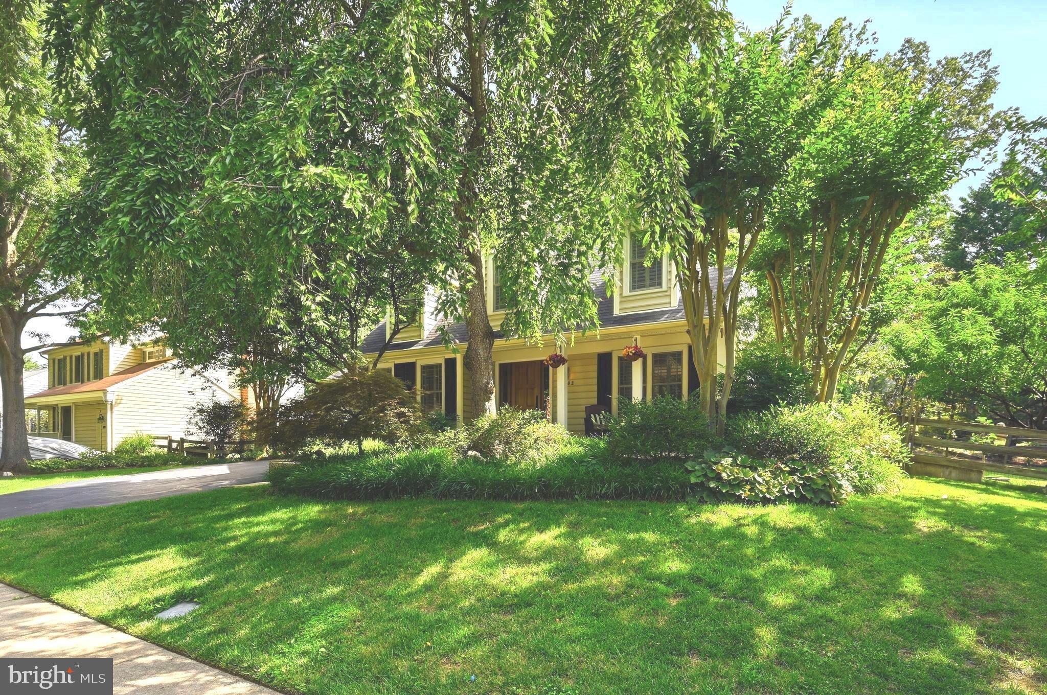 SIGNAL HILL - Residential
