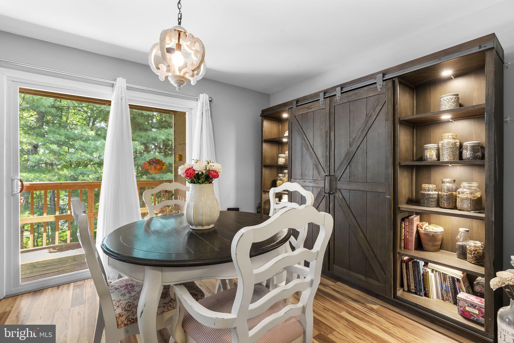 VILLAGE OF OWEN BROWN - Residential