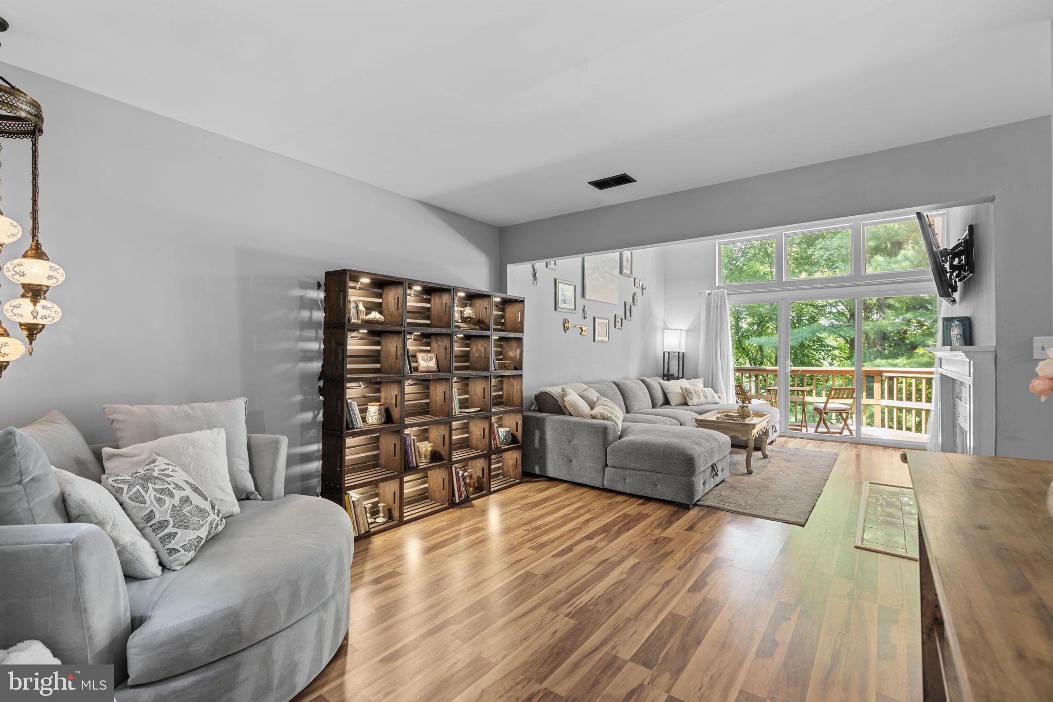 VILLAGE OF OWEN BROWN - Residential