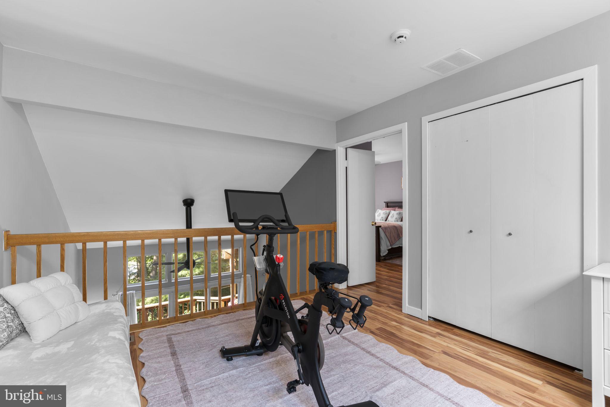 VILLAGE OF OWEN BROWN - Residential