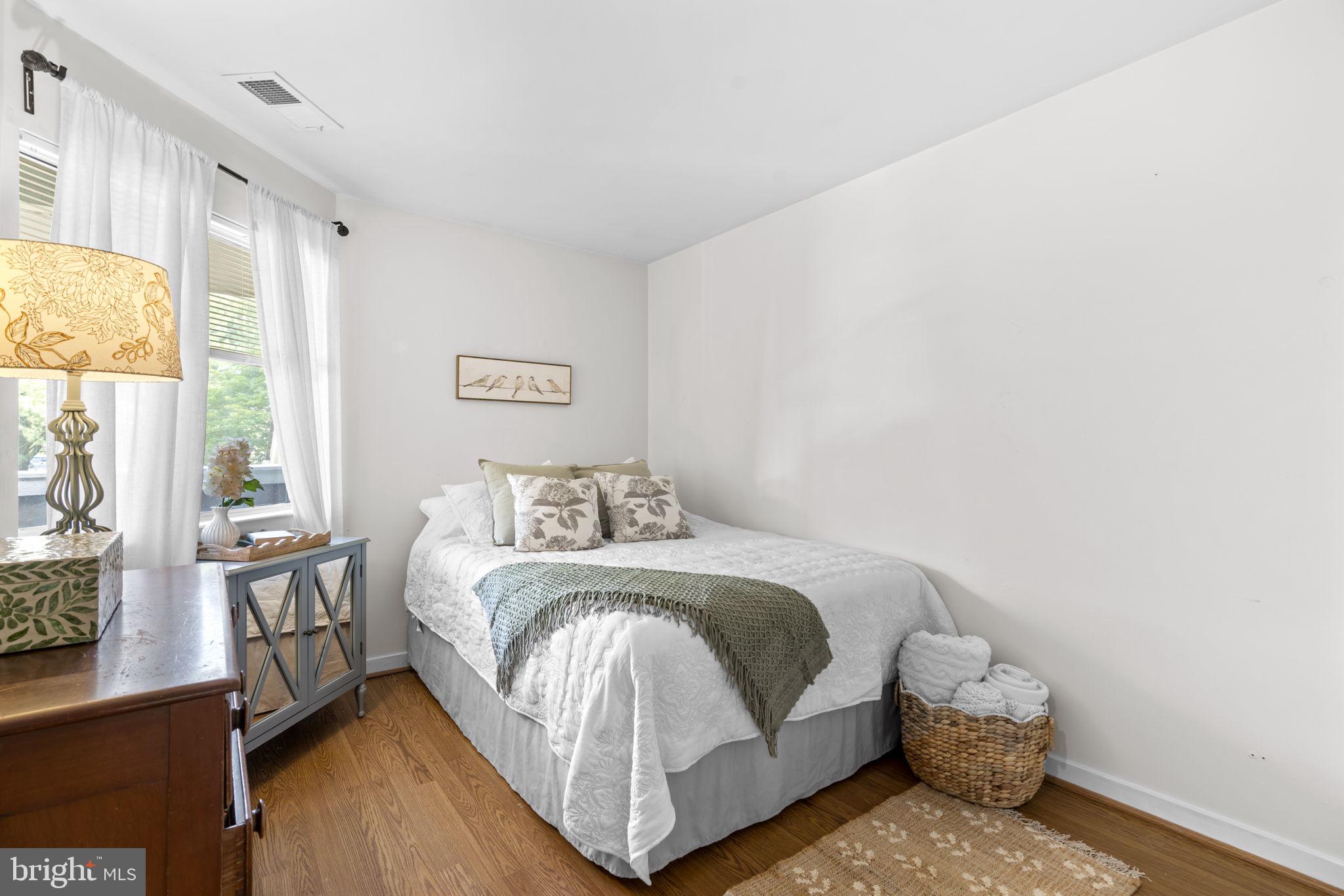 VILLAGE OF OWEN BROWN - Residential