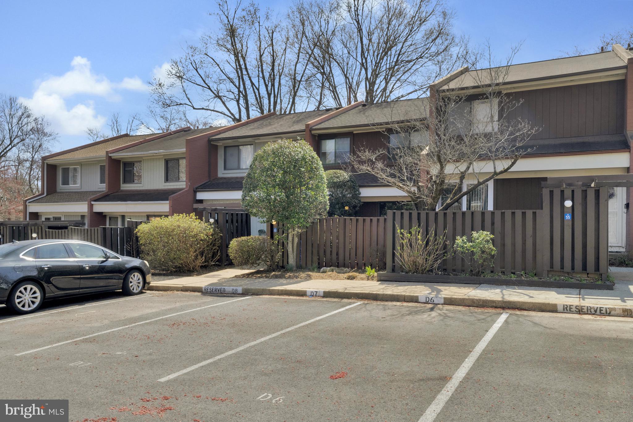RESTON - Residential