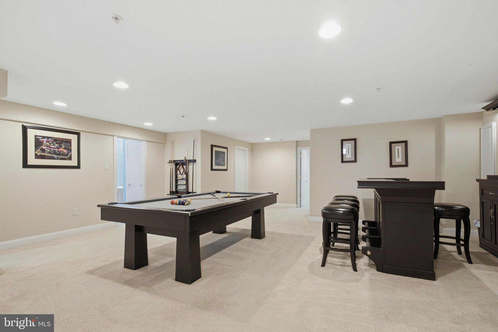 STONE LAKE - Residential