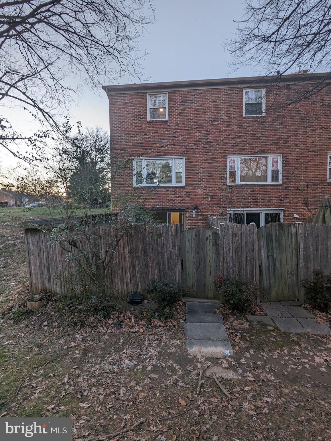 CARDINAL FOREST - Residential Lease
