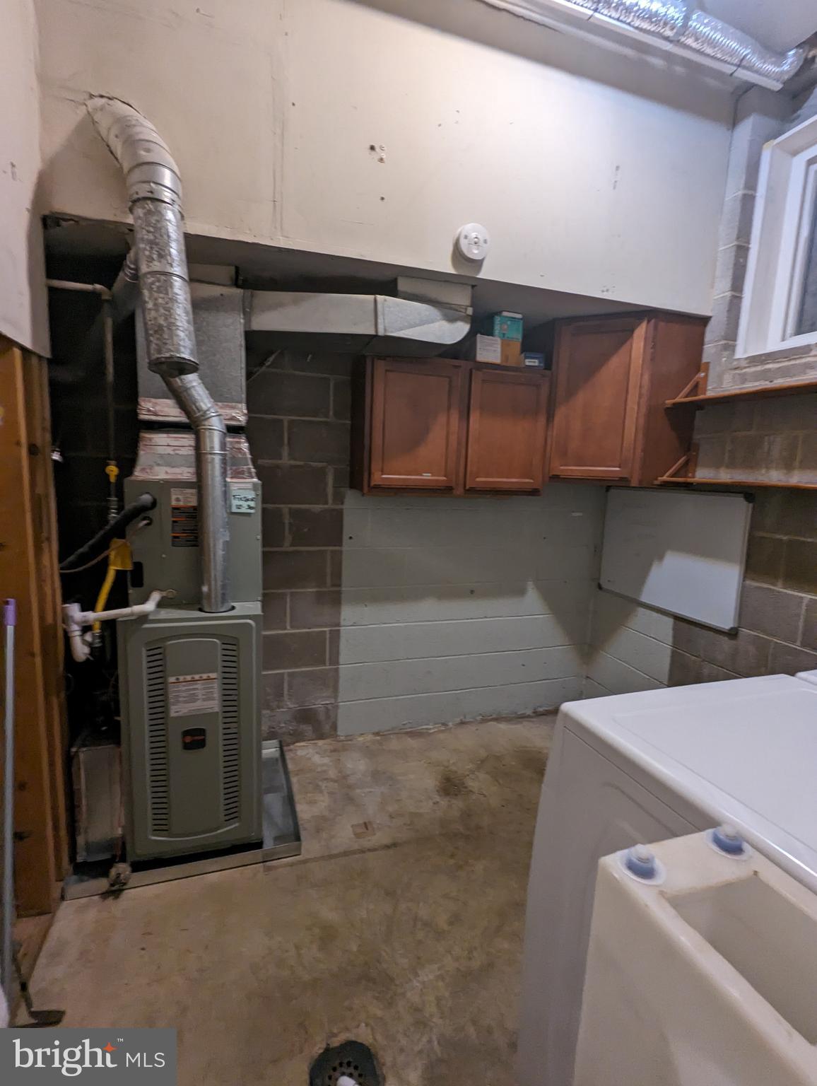 CARDINAL FOREST - Residential Lease