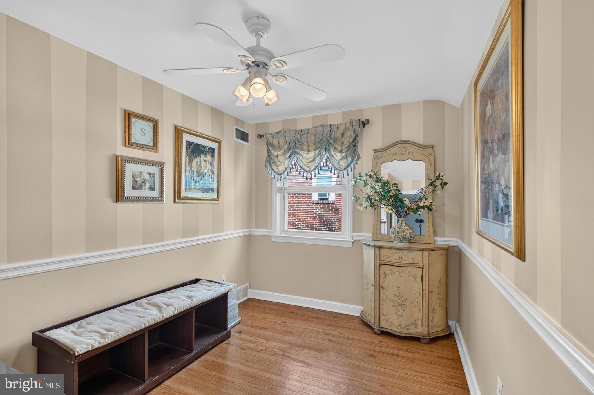 COLONIAL PARK - Residential