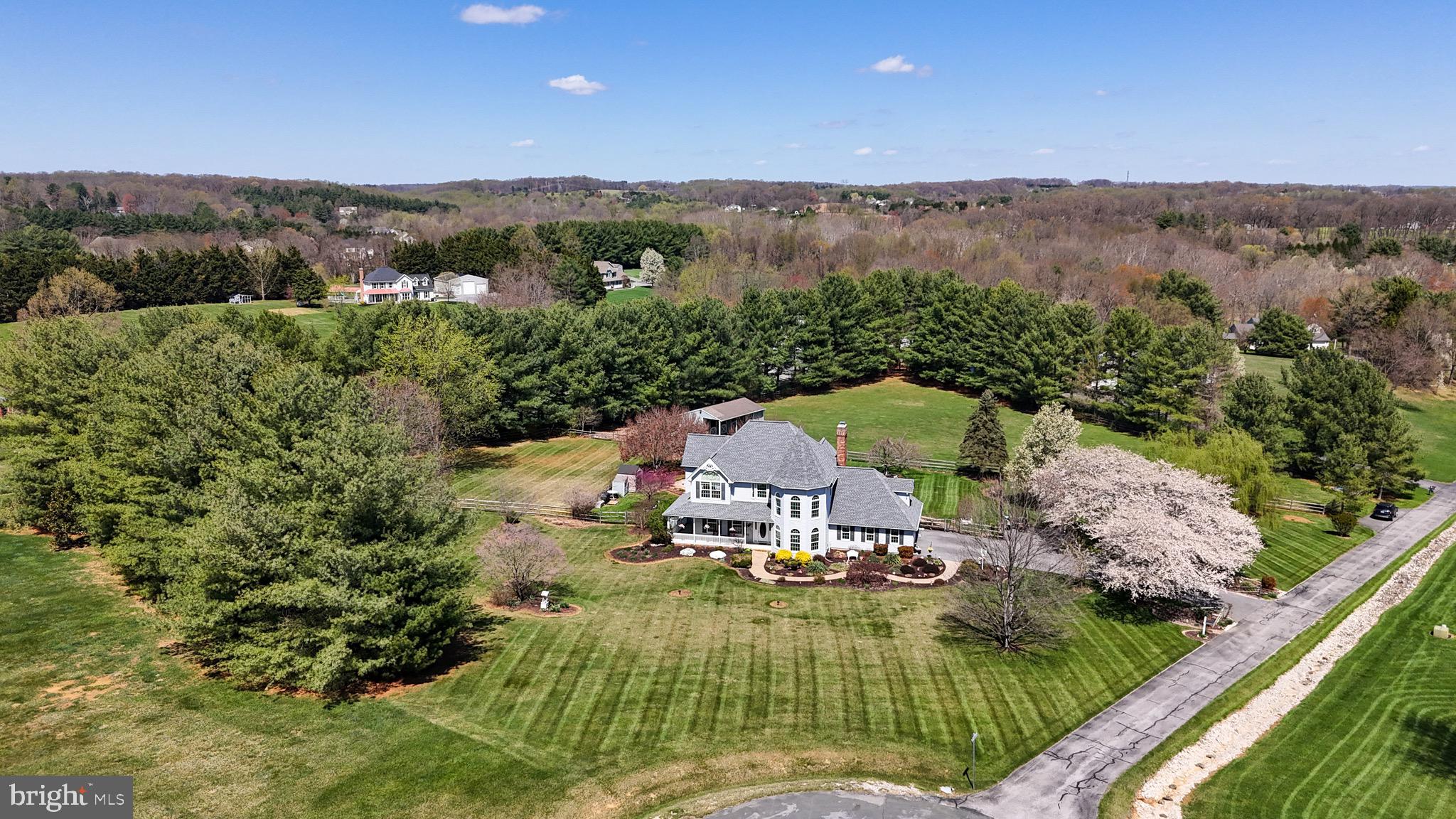 DOGWOOD ESTATES - Residential
