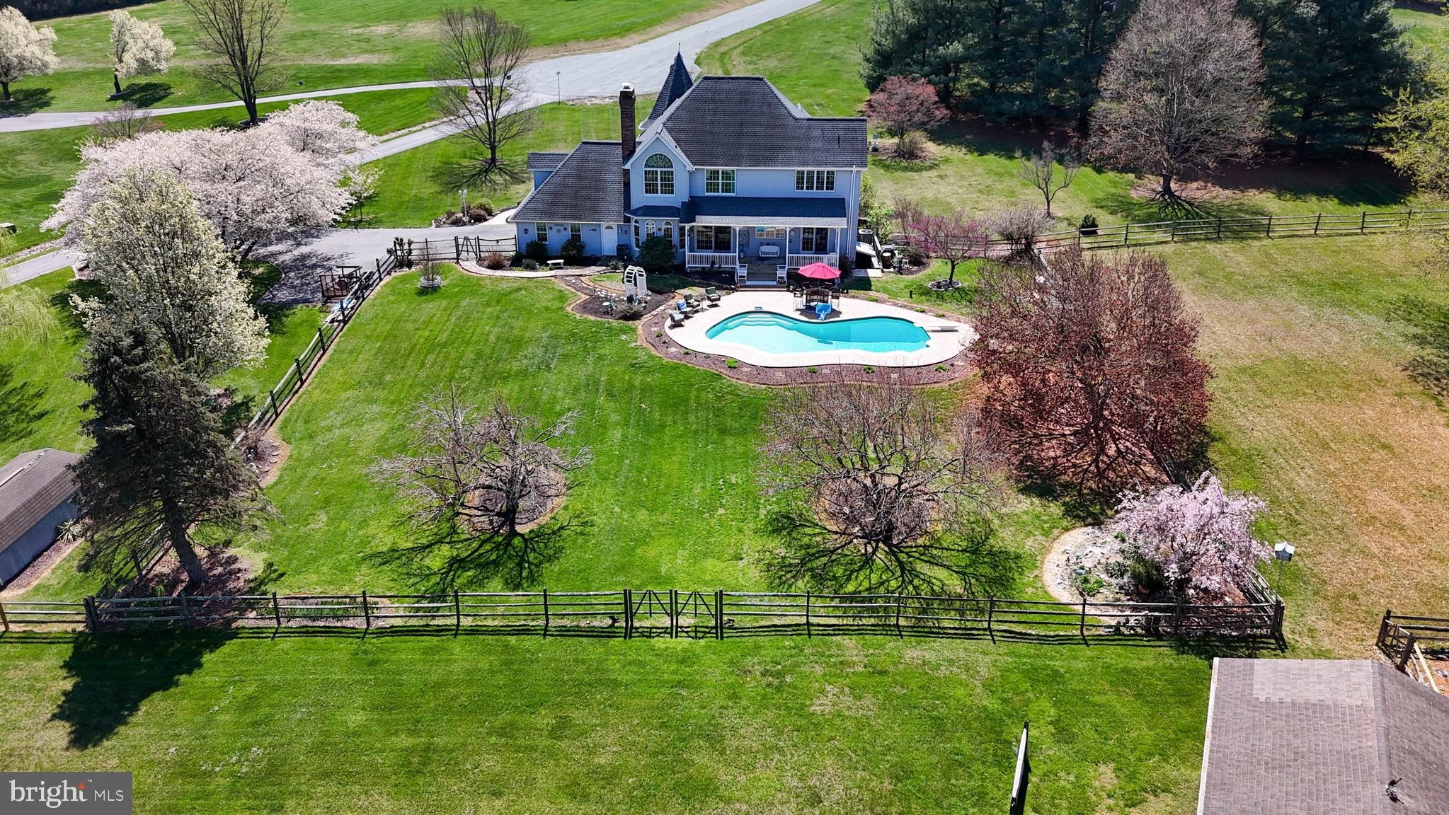 DOGWOOD ESTATES - Residential