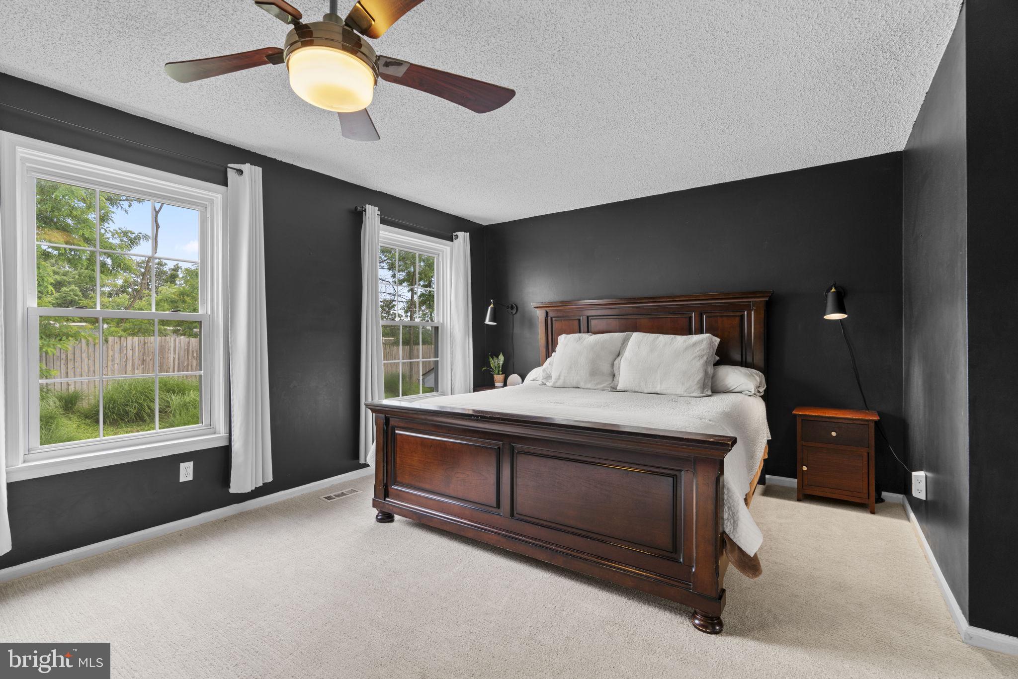 HUNT RIDGE - Residential