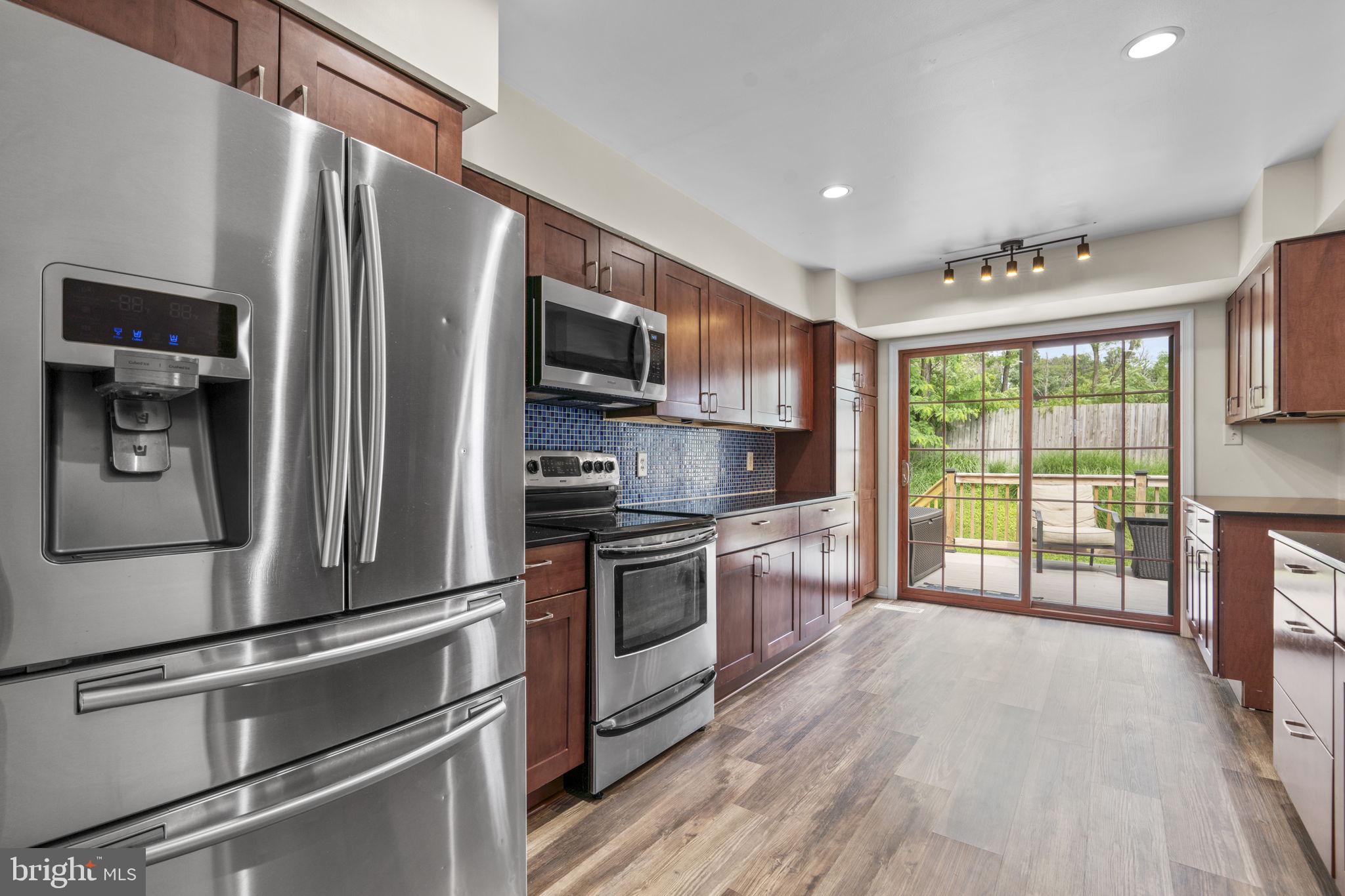 HUNT RIDGE - Residential