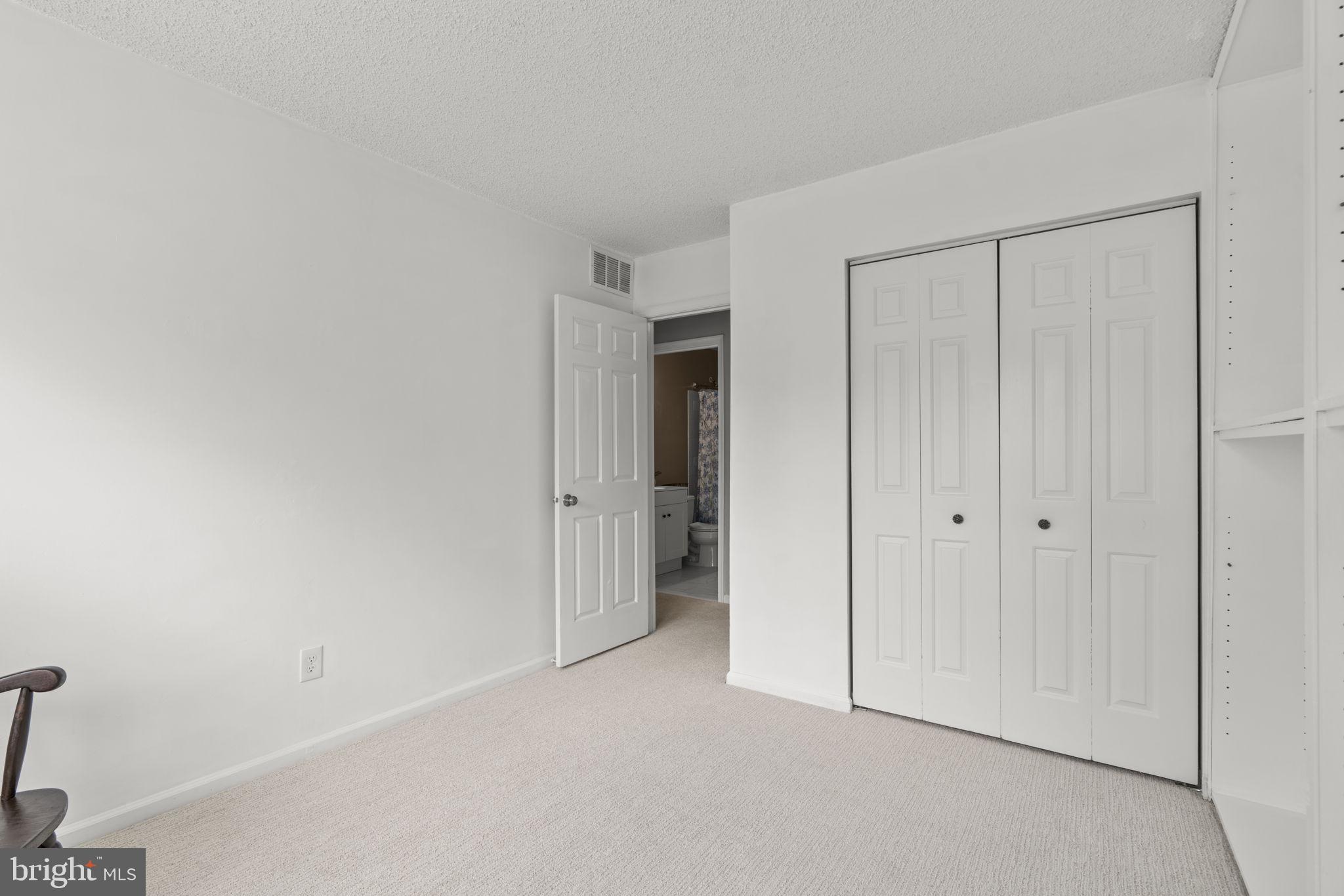 HUNT RIDGE - Residential