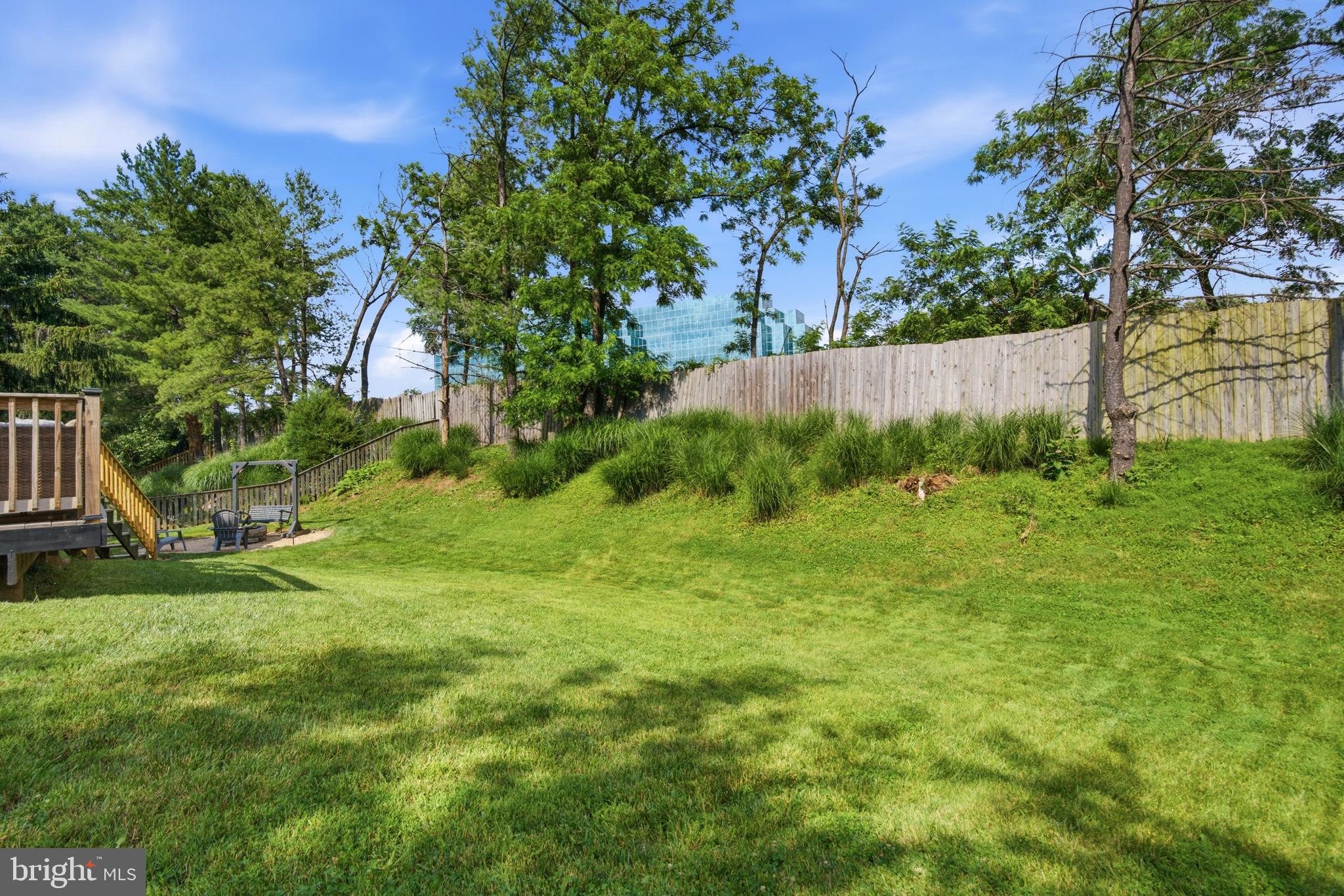 HUNT RIDGE - Residential