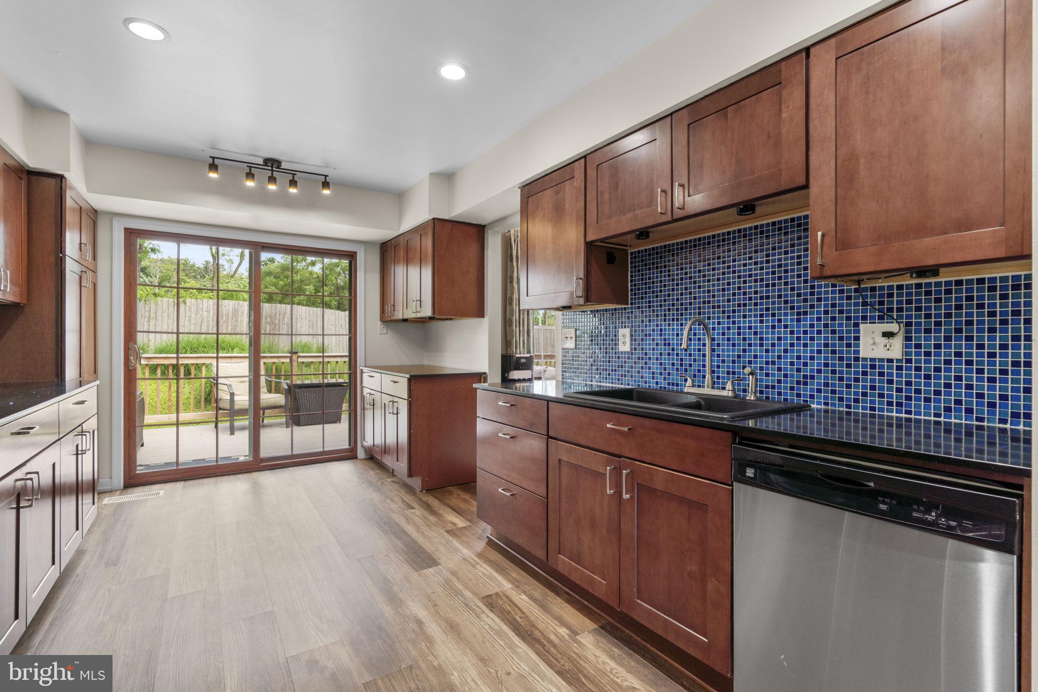 HUNT RIDGE - Residential