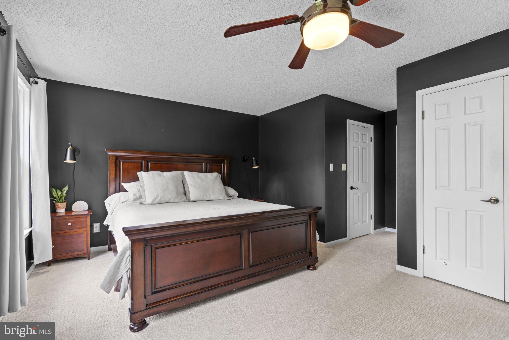 HUNT RIDGE - Residential