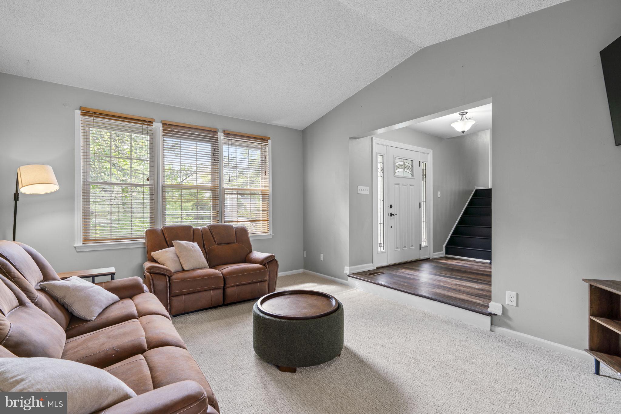 HUNT RIDGE - Residential