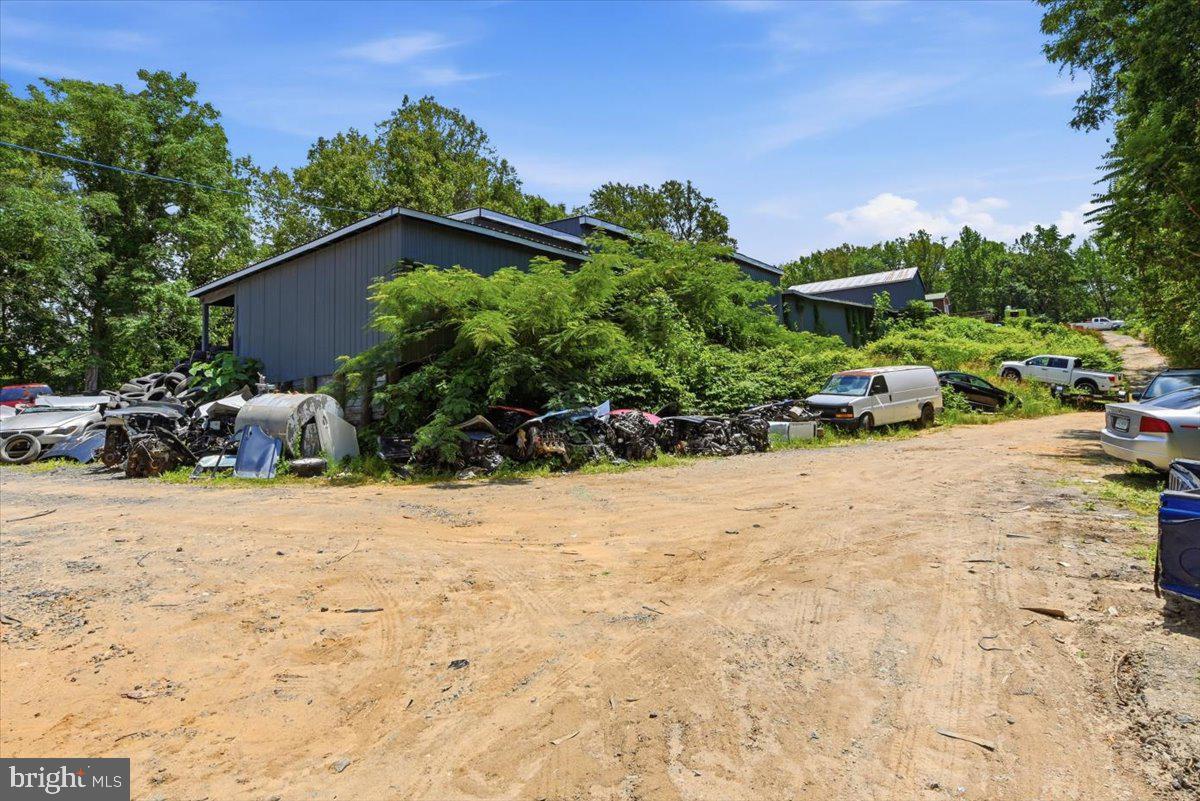 POTOMAC DIST - Commercial Sale