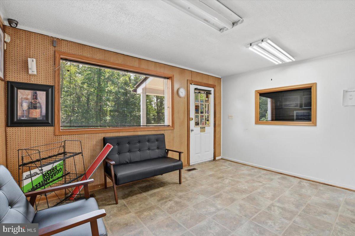 POTOMAC DIST - Commercial Sale